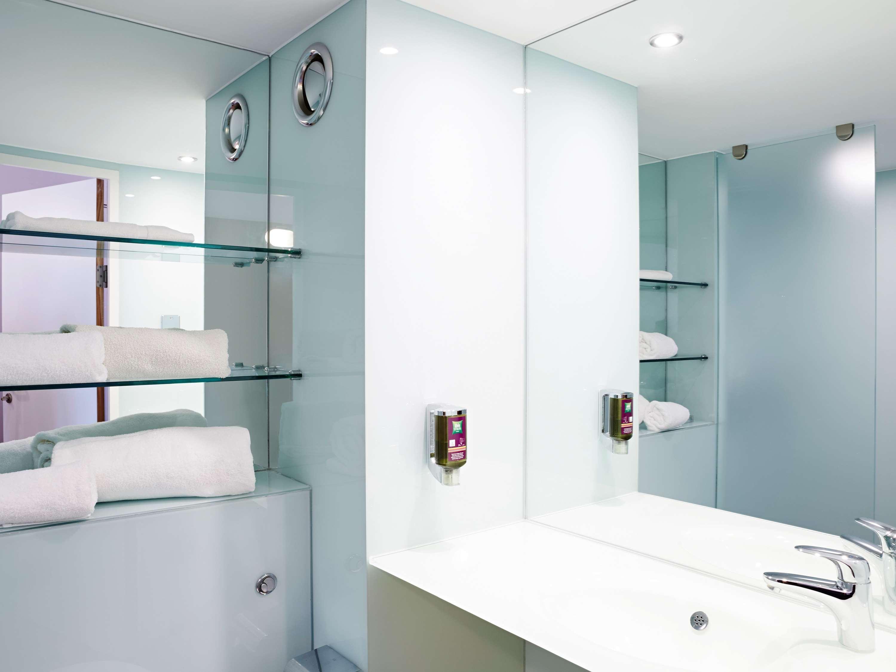 Hotel Ibis Styles Barnsley Extérieur photo